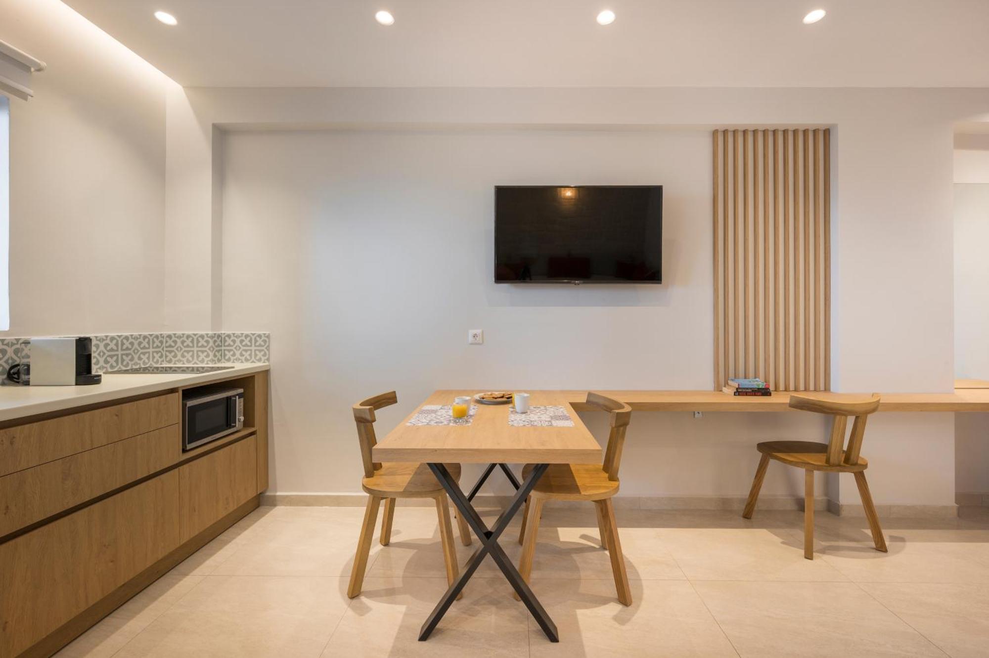Esplanade Apartments Калатас Екстериор снимка