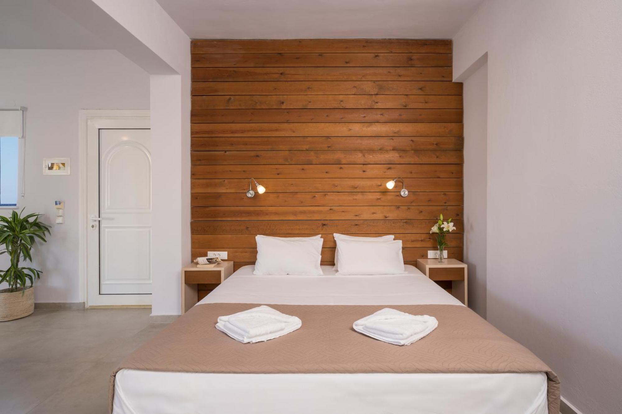 Esplanade Apartments Калатас Екстериор снимка